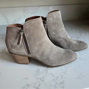 New FRYE Gray Suede Ankle Booties Women's Size 9.5